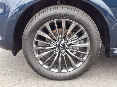 Certified 2024 INFINITI QX80 Sensory w/ Cargo Package image 4