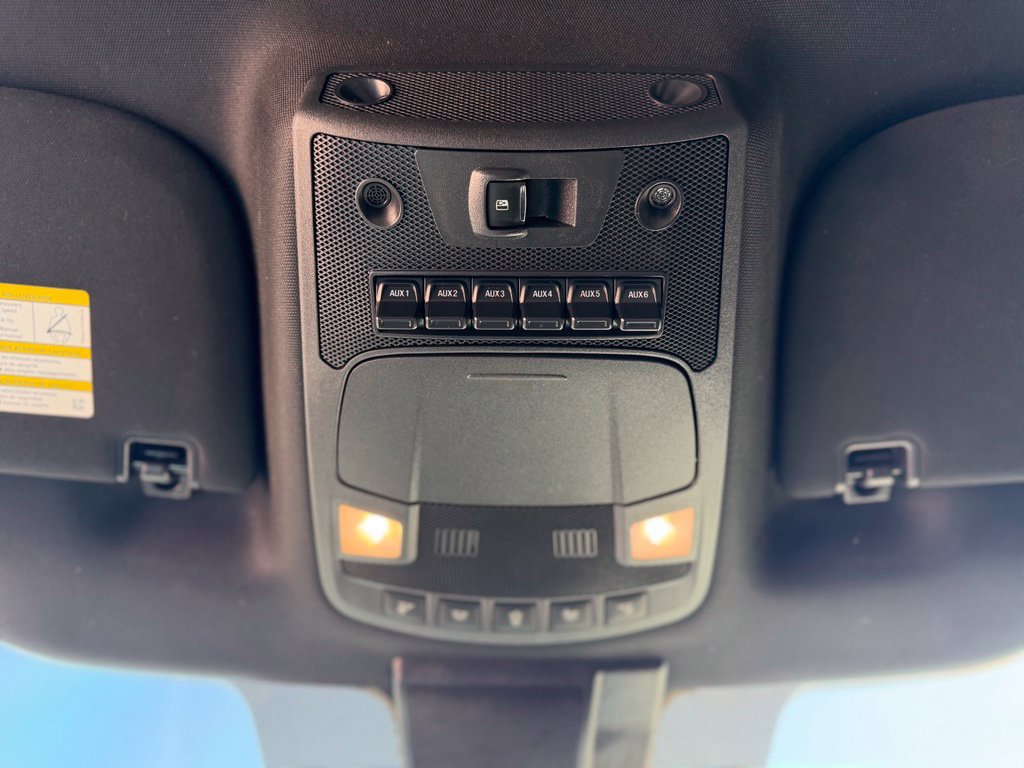 Used 2022 Ford F350 Lariat w/ Black Appearance Package AWD/4WD image 30
