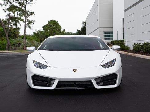 Used 2016 Lamborghini Huracan LP 580-2 RWD image 3