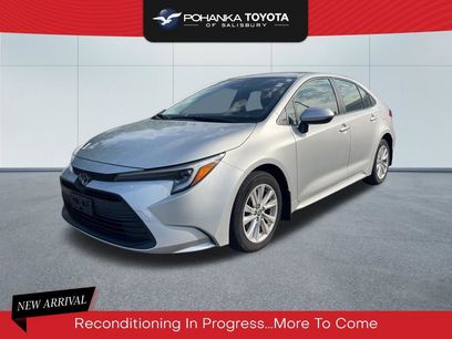 Used 2024 Toyota Corolla LE w/ LE Convenience Package