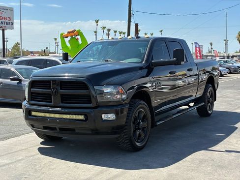 Used 2016 RAM 2500 Big Horn w/ Black Appearance Group RWD image 2