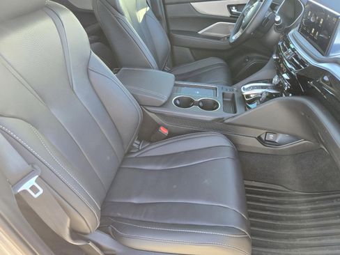 Certified 2026 Acura MDX w/ Technology Package FWD image 19