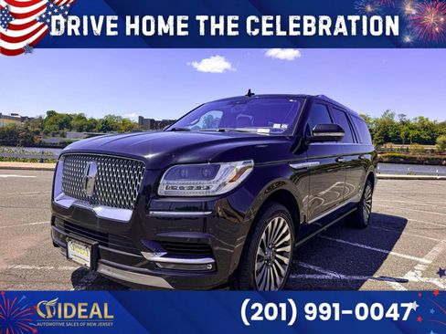 Used 2019 Lincoln Navigator L Reserve w/ Cargo Package AWD/4WD image 3
