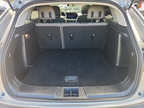 Used 2024 Chevrolet Trax ACTIV w/ Sunroof Package image 51