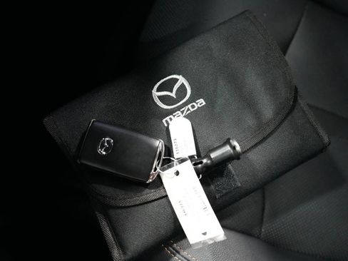 Used 2024 MAZDA CX-90 3.3 Turbo w/ Preferred Package AWD/4WD image 21