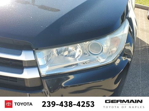 Certified 2019 Toyota Highlander XLE image 14