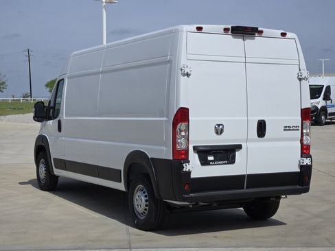 New 2026 RAM ProMaster 2500 w/ Convenience Group image 3