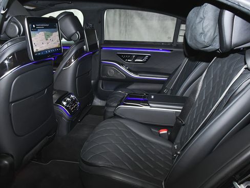 Used 2024 Mercedes-Benz S 580 4MATIC Sedan image 60