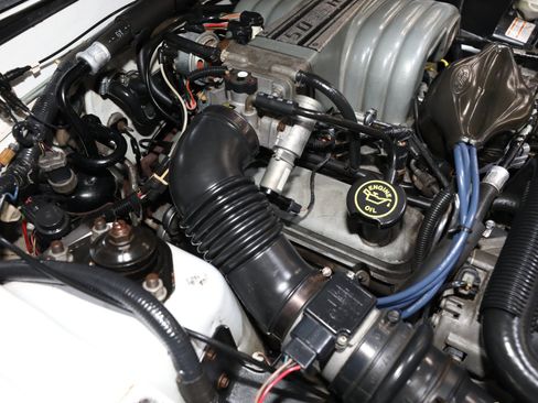 Used 1991 Ford Mustang LX RWD image 81