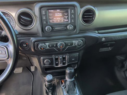 Used 2020 Jeep Wrangler Unlimited Sport S image 21