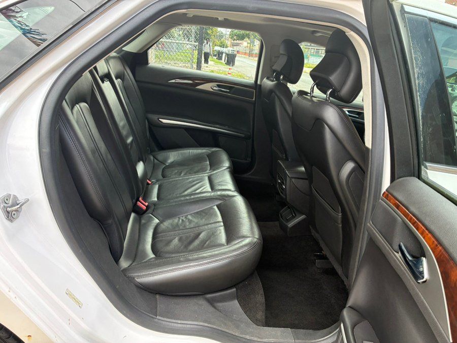 Used 2013 Lincoln MKZ AWD image 14