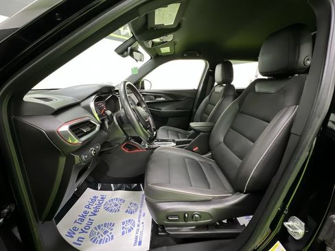 Used 2022 Chevrolet TrailBlazer RS AWD/4WD image 16
