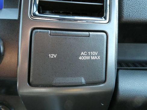 Used 2019 Ford F150 XLT w/ Equipment Group 302A Luxury AWD/4WD image 30