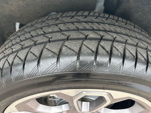 Used 2022 Ford EcoSport Titanium image 11