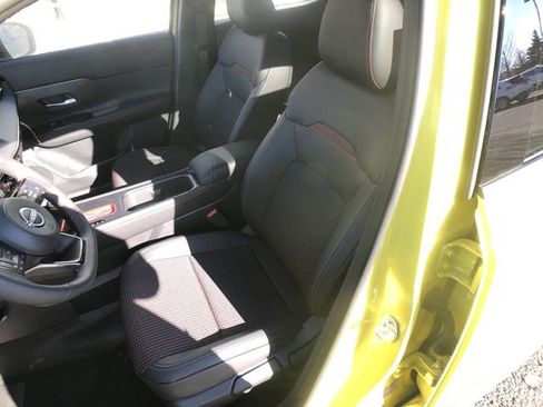 New 2026 Nissan Kicks SR w/ Cold Weather Package image 11