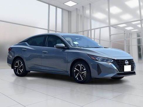 New 2025 Nissan Sentra SV image 5