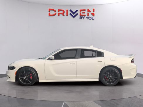 Used 2020 Dodge Charger GT w/ Plus Group RWD image 2