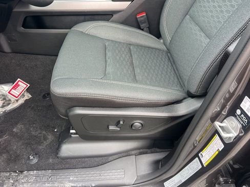 New 2025 RAM 1500 Big Horn image 18