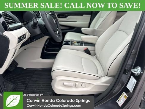 New 2026 Honda Odyssey Touring image 14