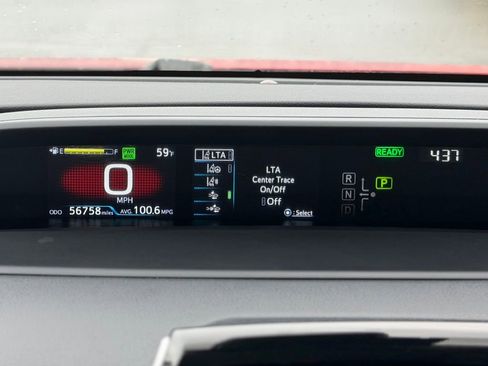 Used 2021 Toyota Prius Prime LE FWD image 10
