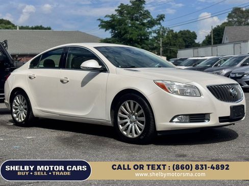 Used 2012 Buick Regal Leather FWD image 3