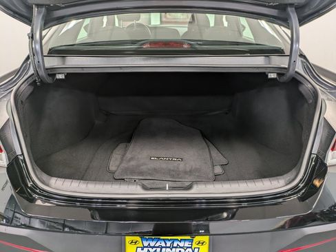 Certified 2025 Hyundai Elantra Sport image 24