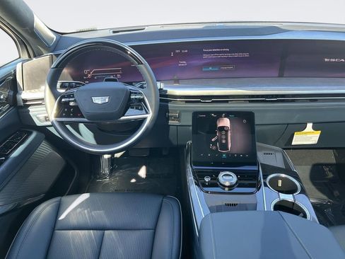New 2025 Cadillac Escalade IQ Luxury 2 AWD/4WD image 11