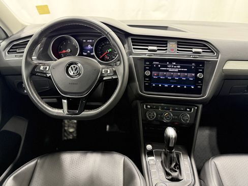 Used 2021 Volkswagen Tiguan S image 23