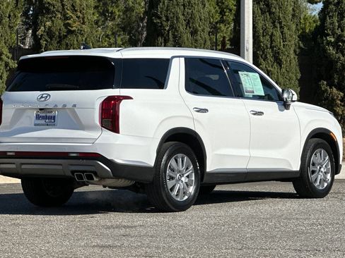 Used 2025 Hyundai Palisade SEL FWD image 4
