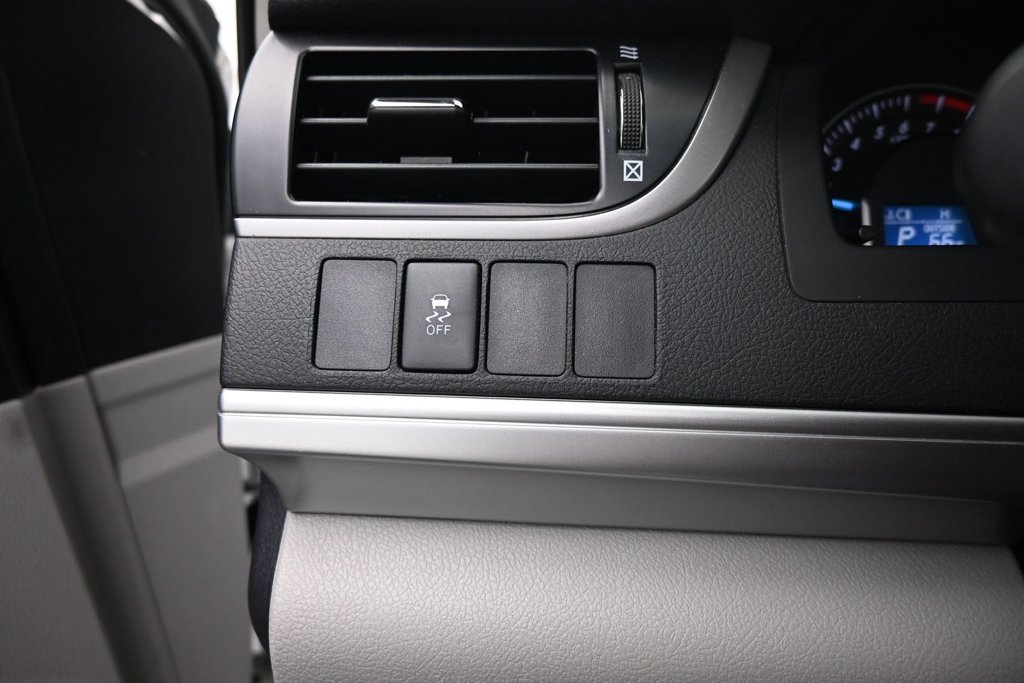 Used 2014 Toyota Camry LE FWD image 20