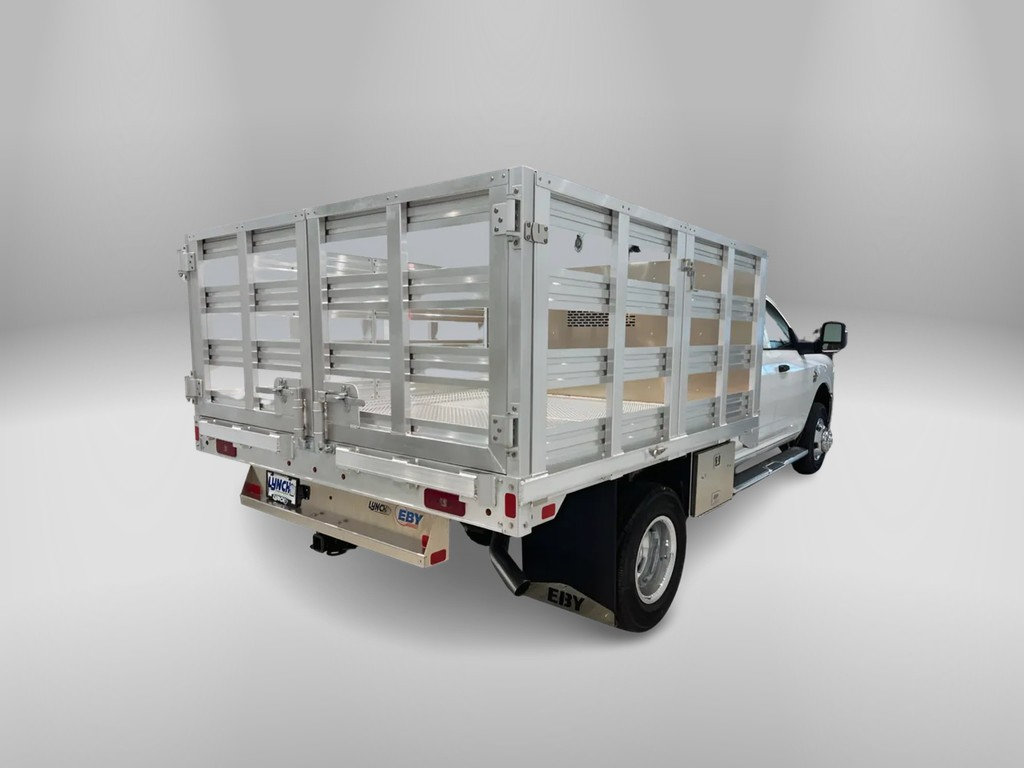 New 2024 RAM 3500 Tradesman w/ Chrome Appearance Group AWD/4WD image 4