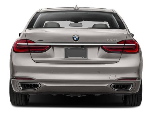 Used 2016 BMW 750i xDrive image 5