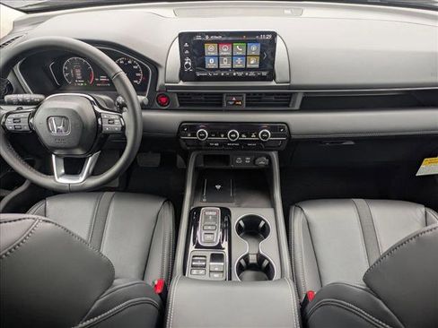 New 2025 Honda Pilot Touring image 15