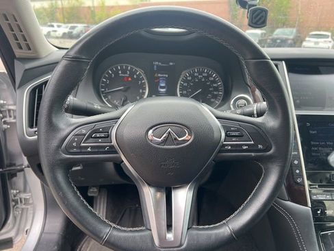 Used 2019 INFINITI Q50 Luxe w/ Essential Package (3.0T Luxe) AWD/4WD image 21