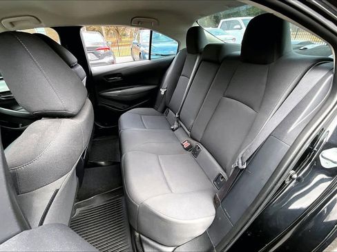 Certified 2022 Toyota Corolla LE image 19