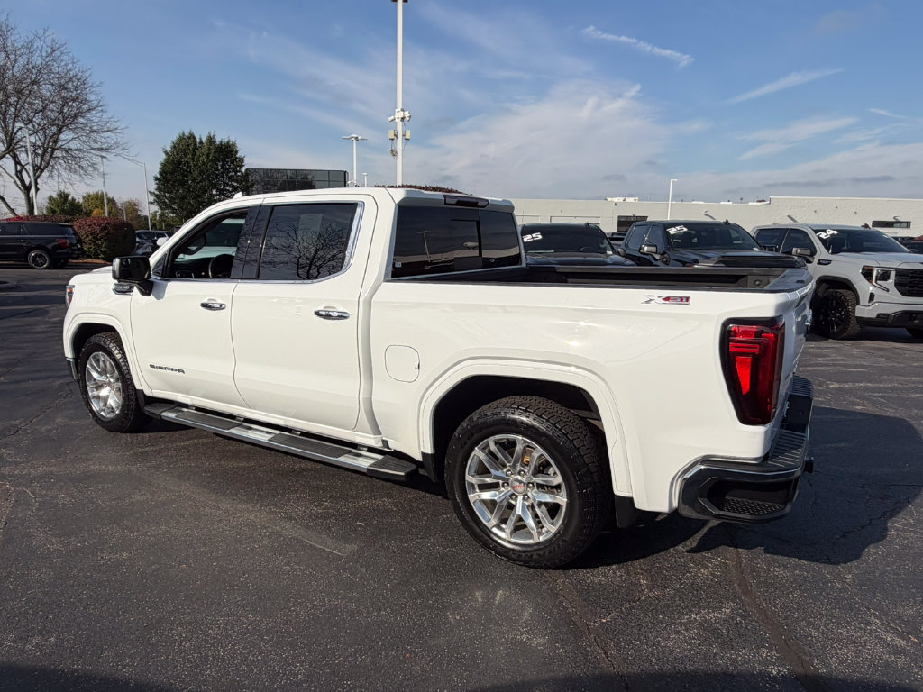 Used 2022 GMC Sierra 1500 SLT w/ SLT Premium Package AWD/4WD image 7