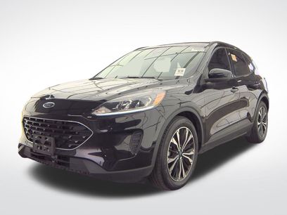 Used 2021 Ford Escape SE w/ SE Sport Appearance Package