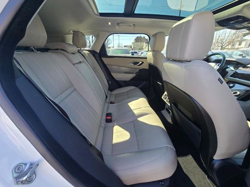 Used 2019 Land Rover Range Rover Velar S image 17