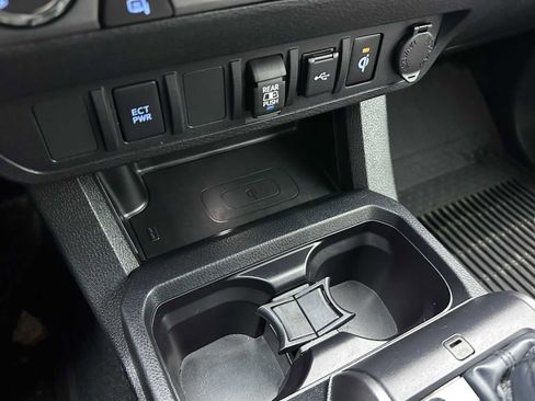 Used 2023 Toyota Tacoma TRD Off-Road w/ Black Out Package (TMS) image 30