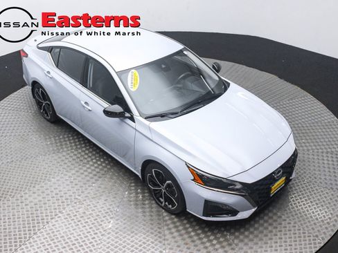 Used 2023 Nissan Altima 2.5 SR image 6