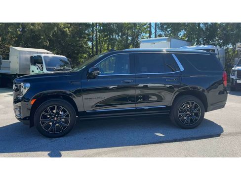 Certified 2024 GMC Yukon Denali Ultimate image 5