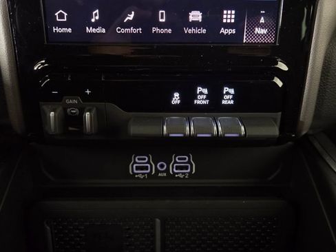 New 2026 RAM 1500 Big Horn AWD/4WD image 24