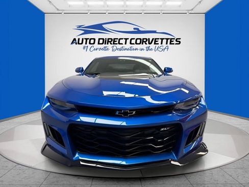 Used 2017 Chevrolet Camaro ZL1 RWD image 4