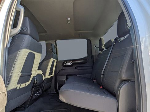 Used 2023 Chevrolet Silverado 1500 LT image 13