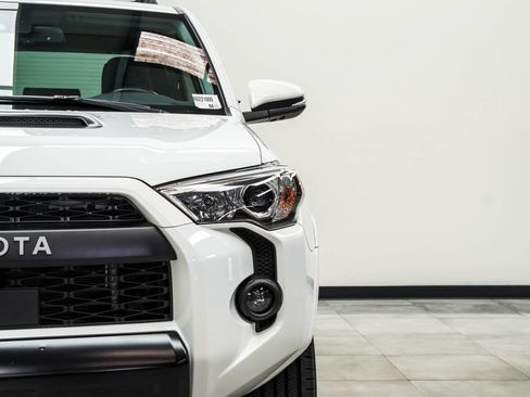 Used 2024 Toyota 4Runner TRD Pro AWD/4WD image 4