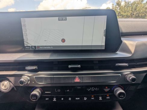 Certified 2025 Kia Telluride LX FWD image 26