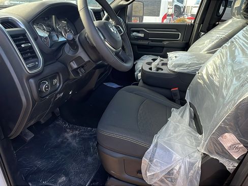 Used 2025 RAM 2500 Big Horn image 16
