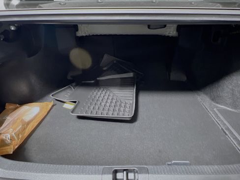 Used 2025 Toyota Camry SE FWD image 34