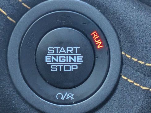 Used 2023 Dodge Durango R/T w/ Hemi Orange Plus Package RWD image 34