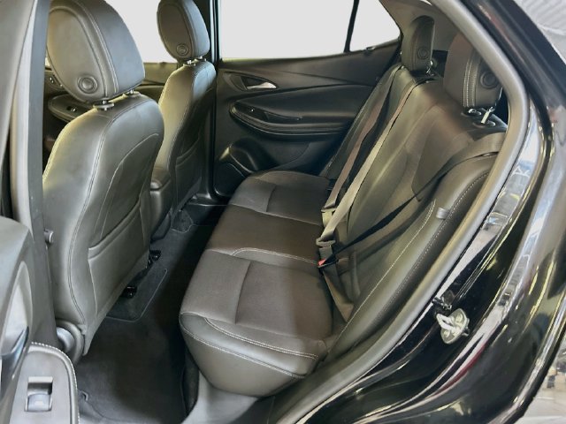 Used 2025 Buick Encore GX Preferred FWD image 23